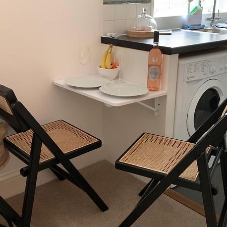 Studio Flat In The Heart Of St. Johns Wood Londra Esterno foto